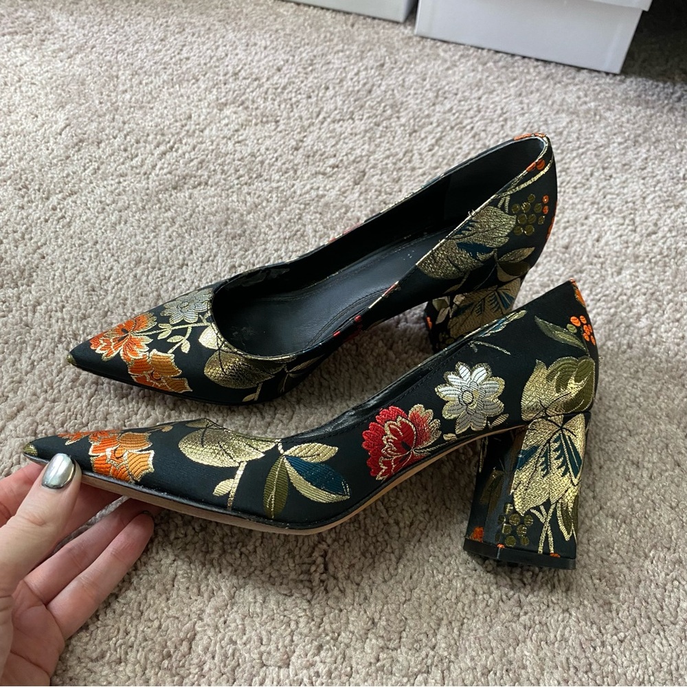 Marc Fisher Ltd Jacquard Floral Print Block Heel